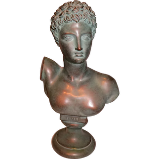 Greek Bust Sculpture PNG Photo